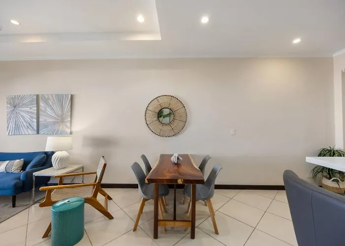 2br, Luxury Escape With Pool, Balcony And Views Apartment Playa Flamingo